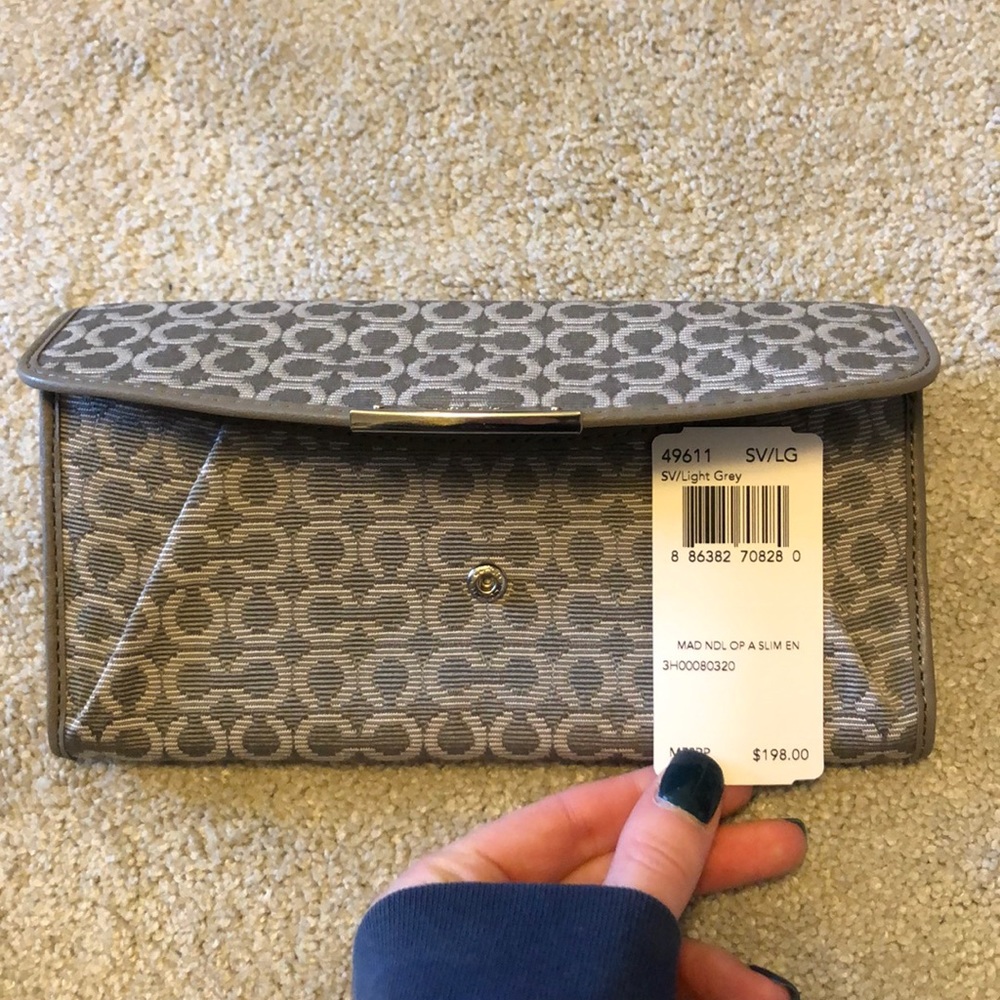 Coach Wallet - Picture 4 of 4